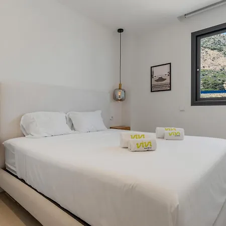 Vivi Homes - Gerrard, Terrace, Pool & Sea Vew Torremuelle