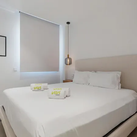 Vivi Homes - Gerrard, Terrace, Pool & Sea Vew Torremuelle