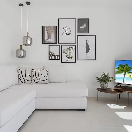 Vivi Homes - Gerrard, Terrace, Pool & Sea Vew * Torremuelle