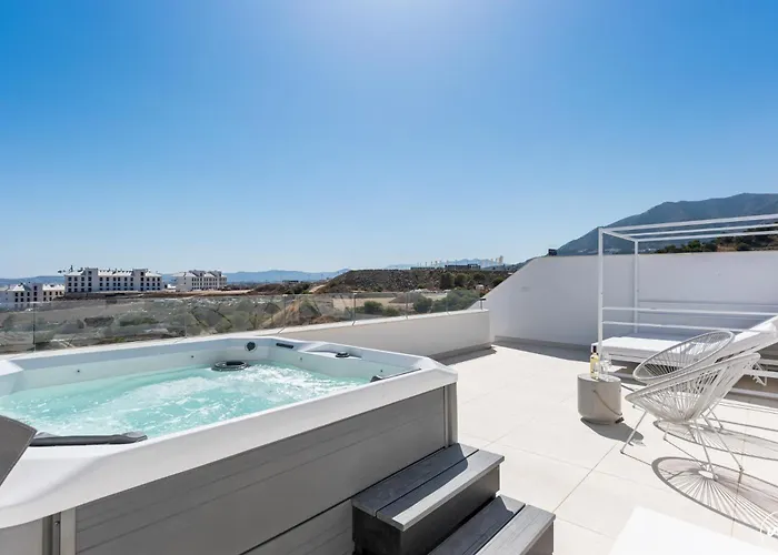 Apartment Vivi Homes - Gerrard, Terrace, Pool&sea Vew Fuengirola